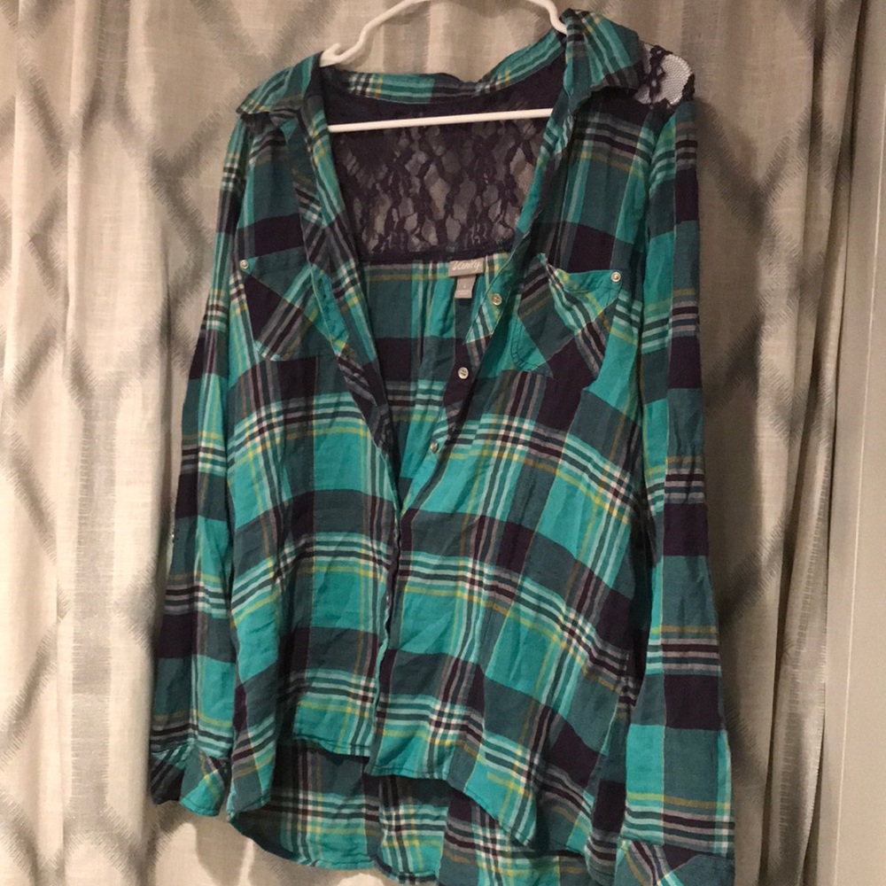 Soft plaid button down